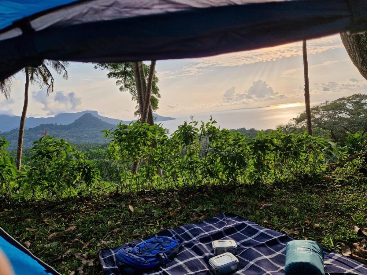 World'S View Wild Camping Salaszoi, Principe Island Santo António エクステリア 写真