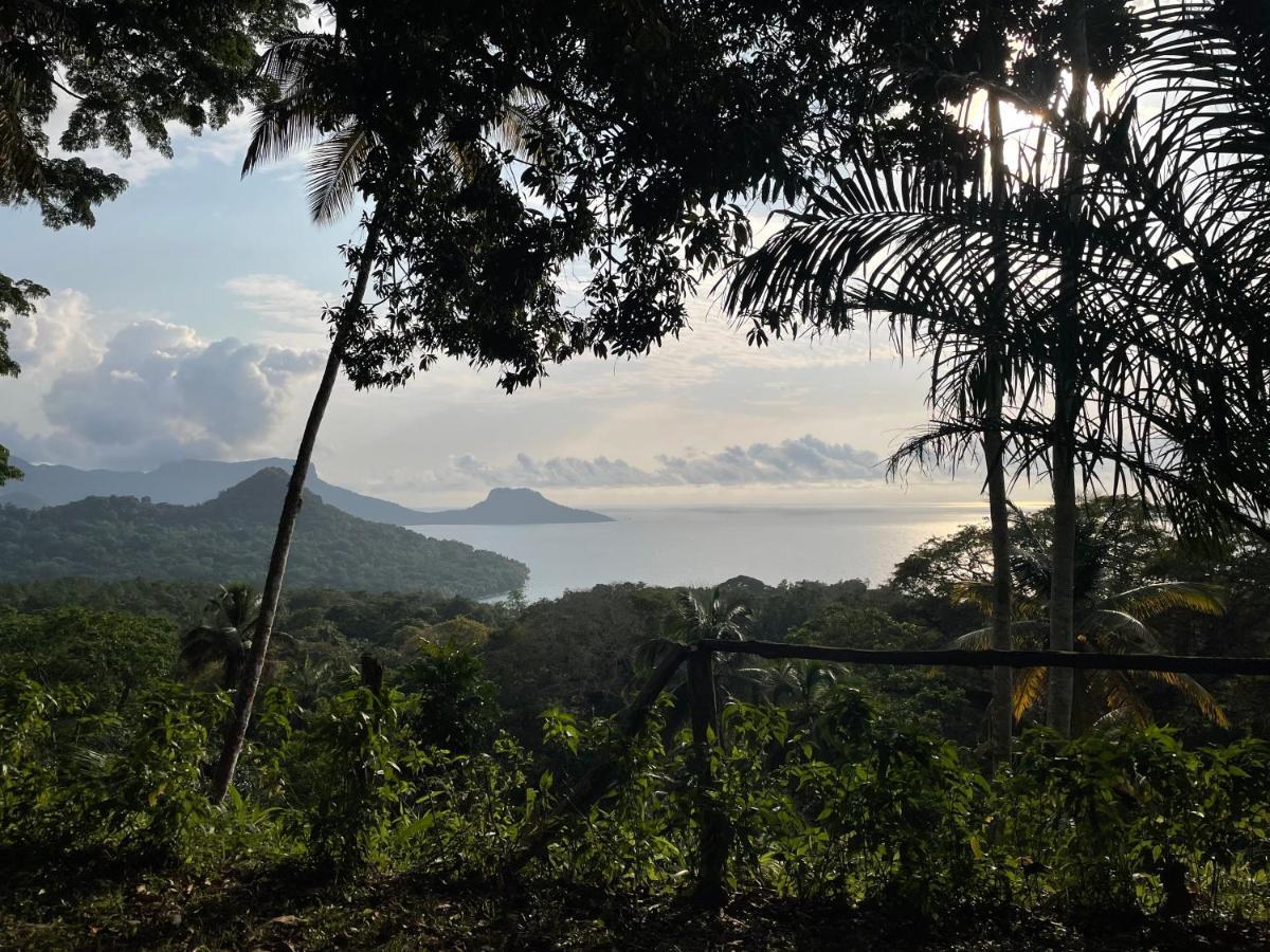 World'S View Wild Camping Salaszoi, Principe Island Santo António エクステリア 写真