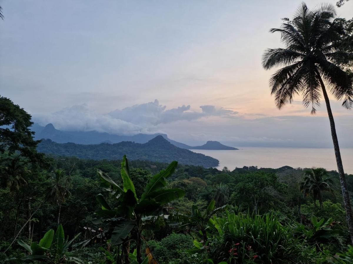 World'S View Wild Camping Salaszoi, Principe Island Santo António エクステリア 写真