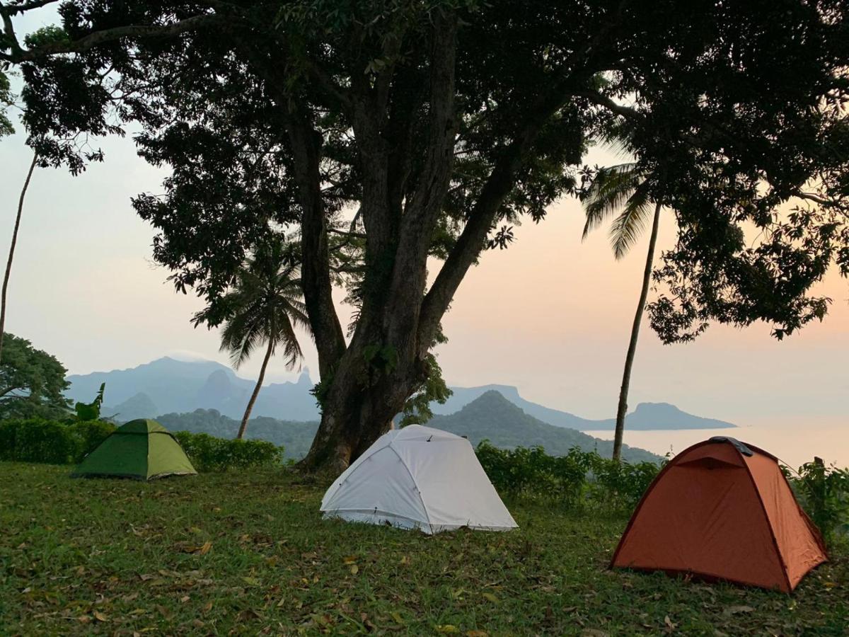 World'S View Wild Camping Salaszoi, Principe Island Santo António エクステリア 写真
